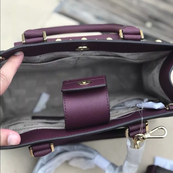 Authentic Michael Kors Bridgette handbag&wallet - Picture 6 of 8